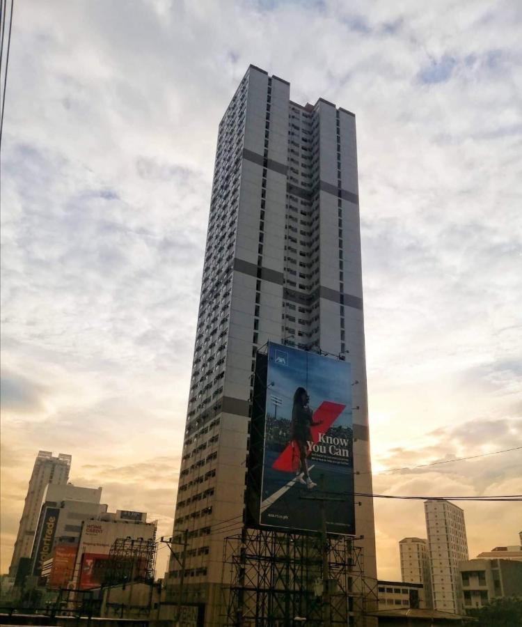 Ronz Deca Hills Mandaluyong Exterior foto